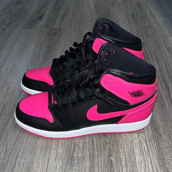 Air Jordan Retro 1 Serena Williams - Picture 6 of 7